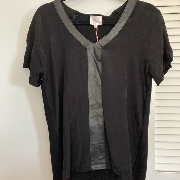SILK V-Neck black TOP - Picture 1 of 4